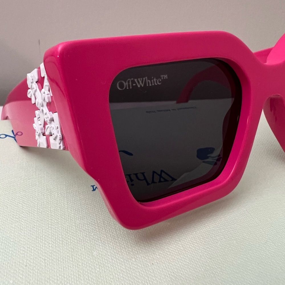 OFF WHITE SUNGLASSES